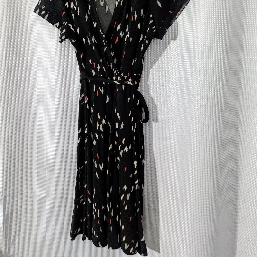 Torrid 1X faux wrap dress with tie belt